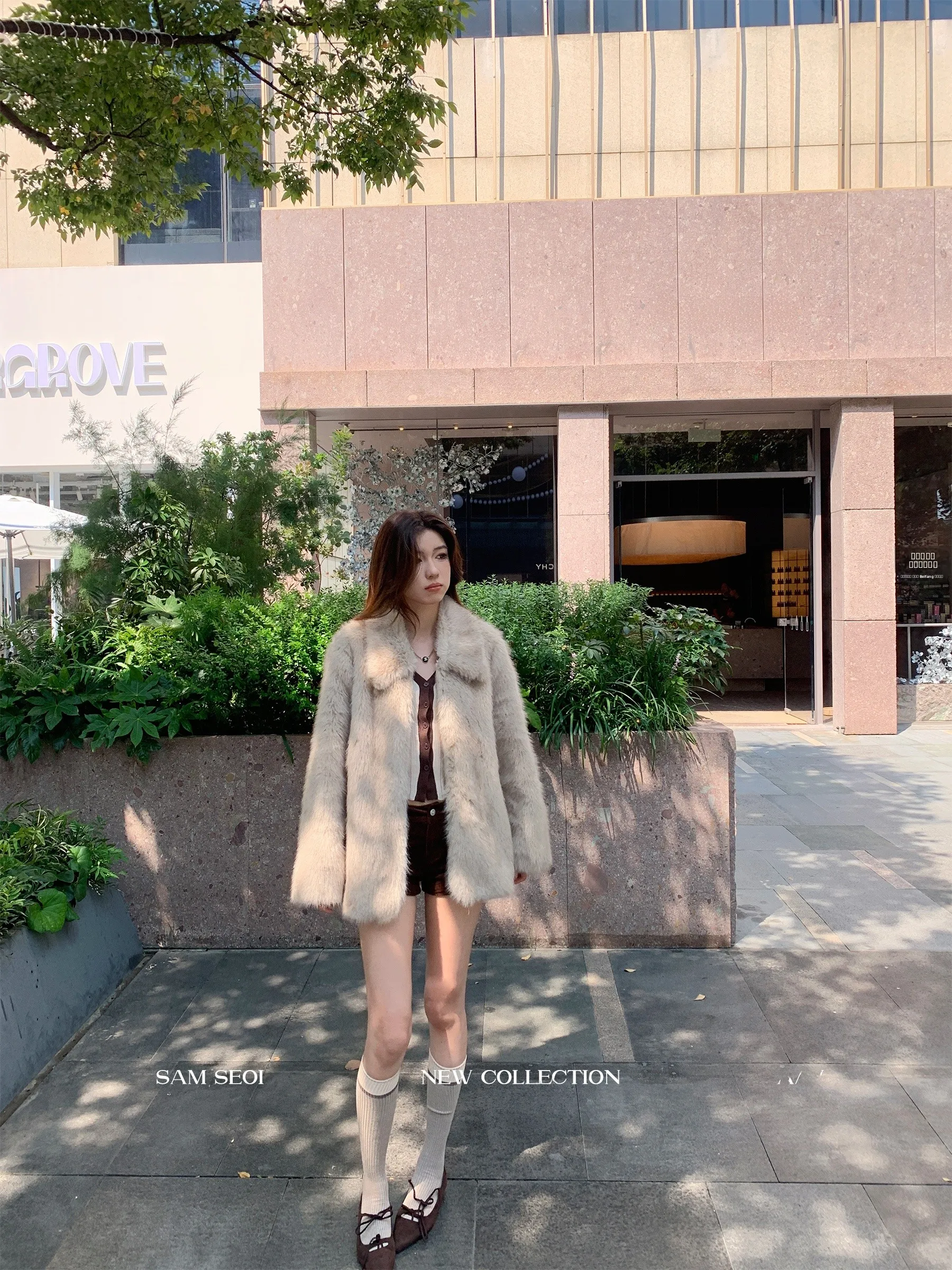 

Eco-Friendly Fur Coat Women Winter Large Collar Inteated Leather And Fur Plu Coat Sam Seoi Korean Sle Commute Wind