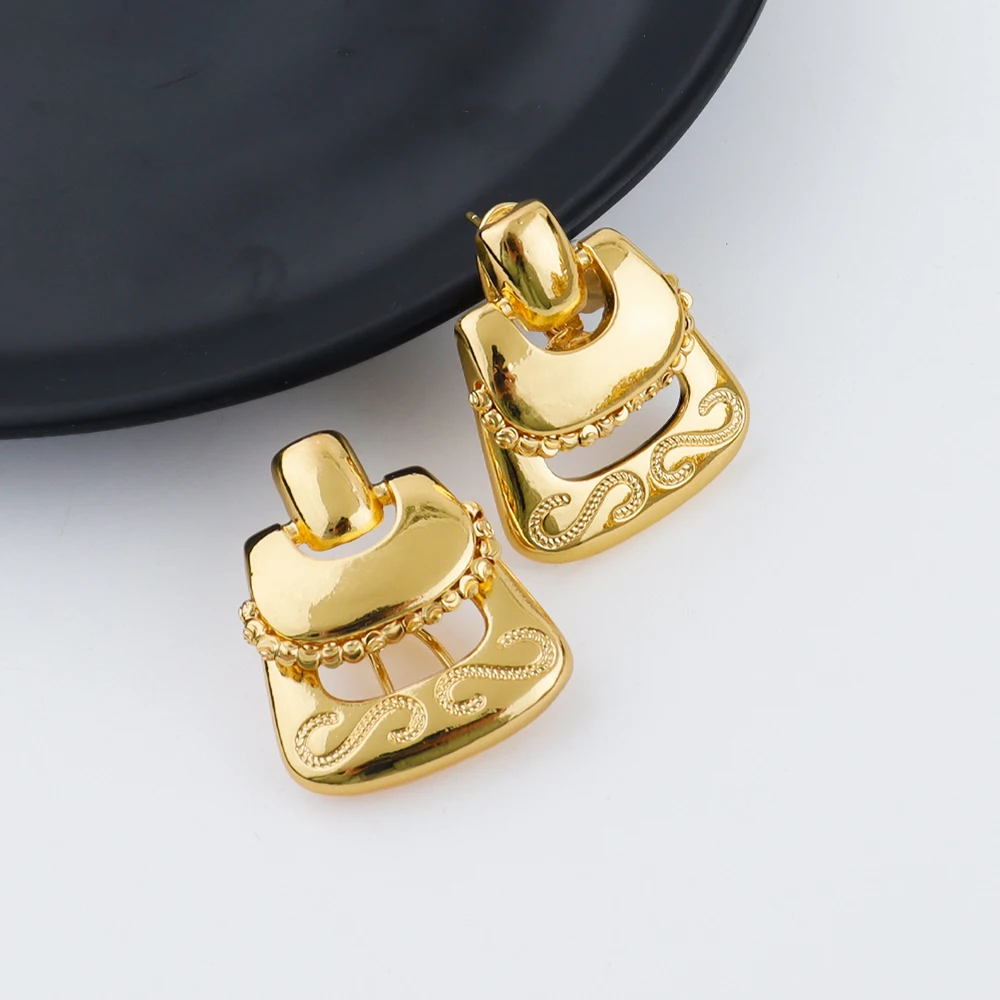 Neues Extravagantes Schmuckset Dubai Goldfarben Große Halskette Ohrringe Armband Ring Sets Brautschmuck 24k Vergoldeter Schmuck Geschenke – Detail 12