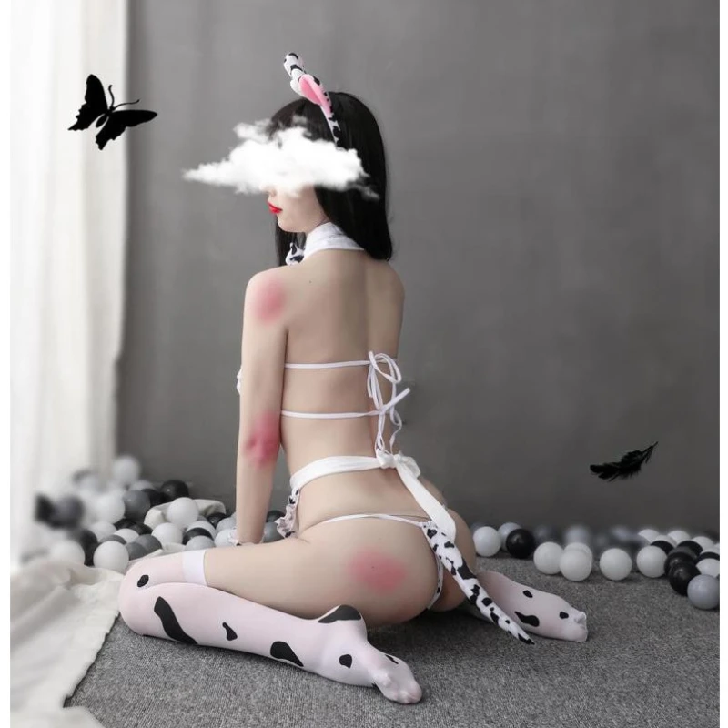 Fun lingerie, playful and cute cow maid uniform, seductive and cute sexy three point suit