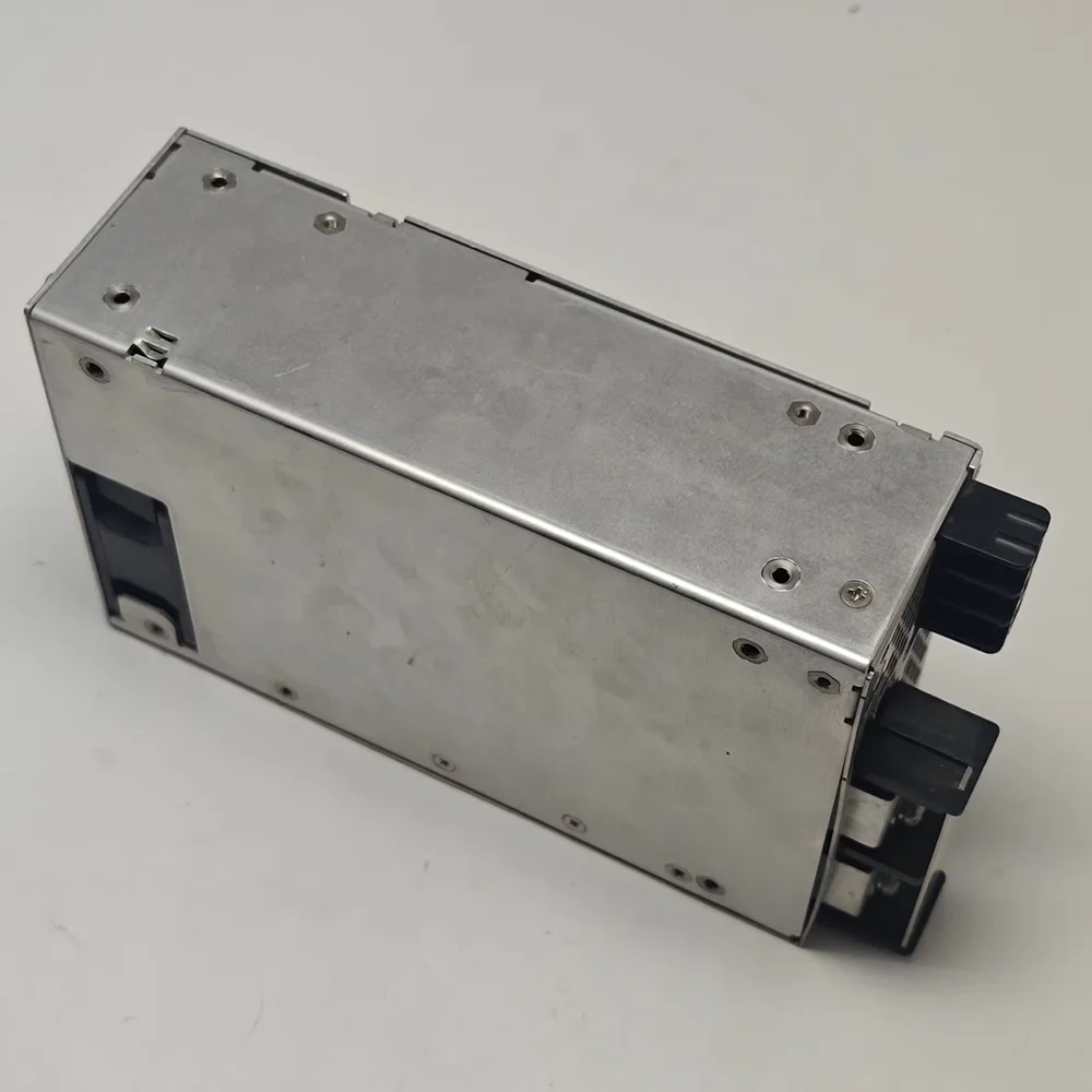 SWS600L-48 Alimentatore switching, 48 V, 13 A, 100-240 V CA