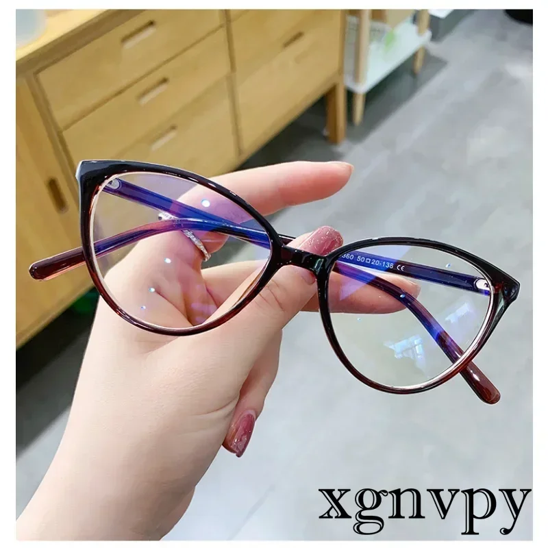 Xgnvpy แว่นตากันแสงสีฟ้าป้องกันยูวีสำหรับผู้ชายผู้หญิงย้อนยุคแว่นตาคอมพิวเตอร์ดูแลดวงตาแว่นตาแมวคลาสสิก