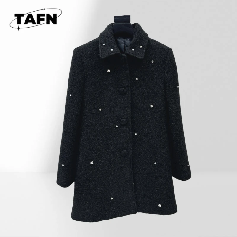 Windproof Trench Jacket with Classic Silhouette Feminine Windbreaker Coat with Clean Lines Women's Spring Collection AK1718