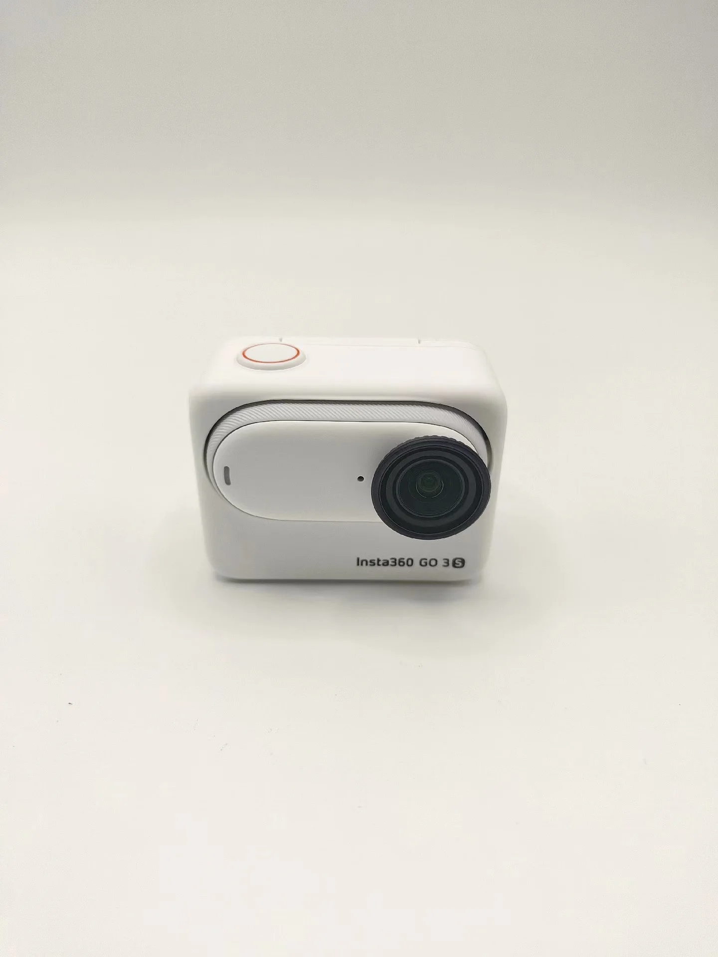 95% ใหม่ Insta360 GO 3 4K FlowState ระบบป้องกันภาพสั่นไหว 4 M กันน้ําน้ําหนักเบา Action Thumb กล้อง