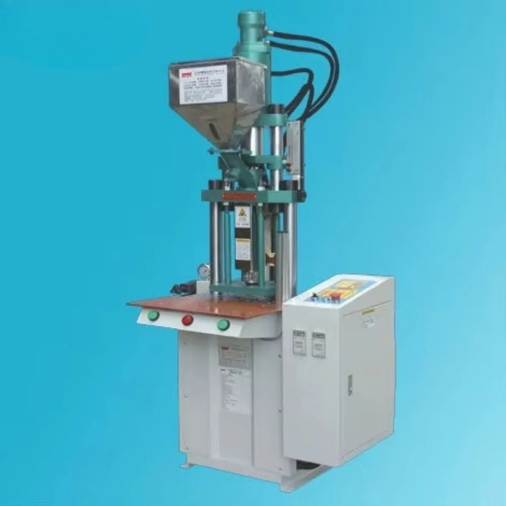Small plastic injection molding machine 15 tons