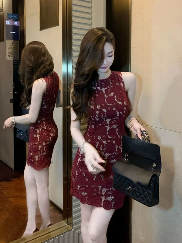 

Сексуальное кружевное платье для полных женщин, красное, утягивающее талию, юбка из полиэфирного волокна, подходит для офиса и свиданий