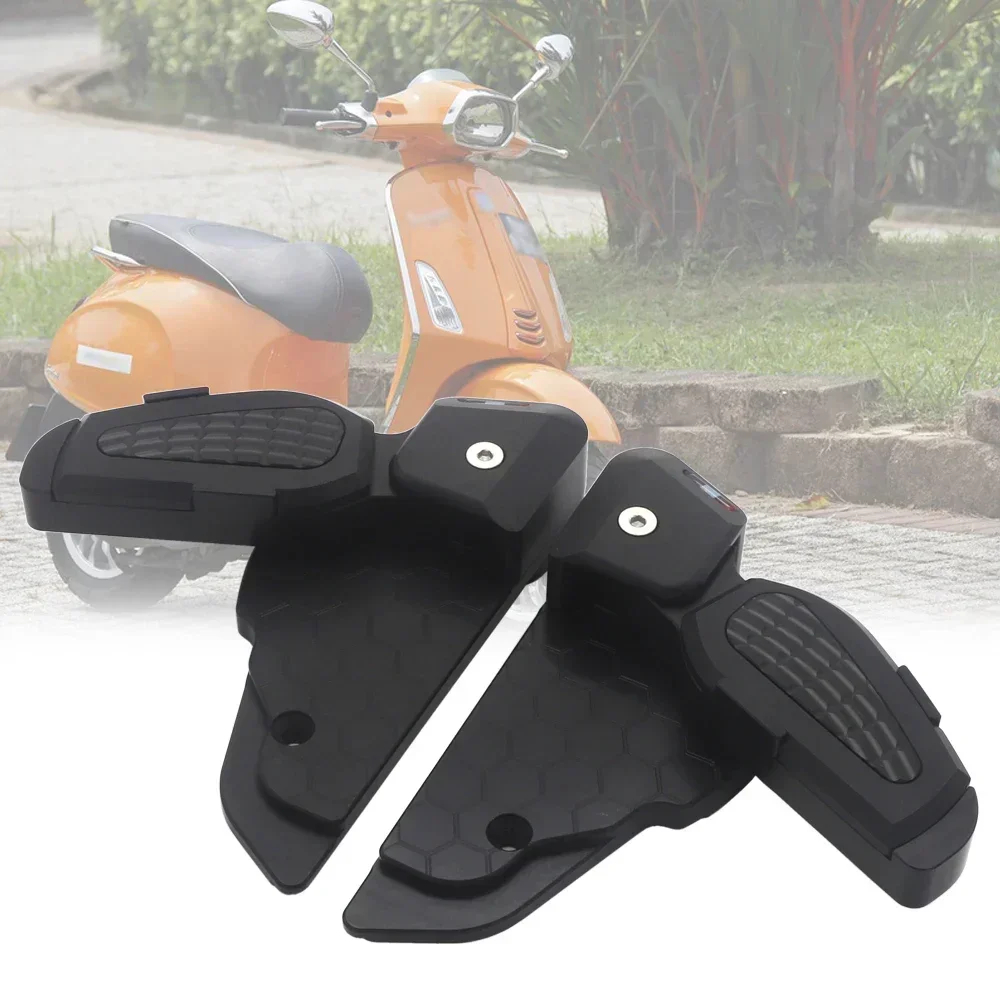 Motorcycle CNC Rear Passenger Foldable Footrest Extension Foot Pegs Pedals Pad for Vespa Scooter Primavera Sprint 150 2017 2018