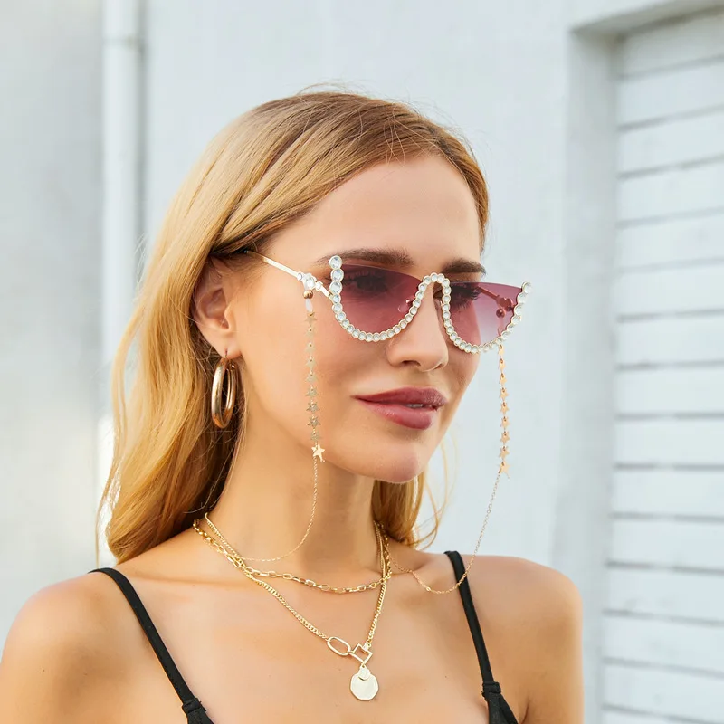 2022 New Frameless Diamond Studded Sunglasses Women's Fashion with Chain Eyewear Europe American Trend Street Shooting Glasses