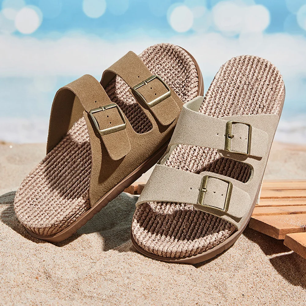 Summer men's brown flat bottomed lightweight anti slip metal buckle oversized beach sandals