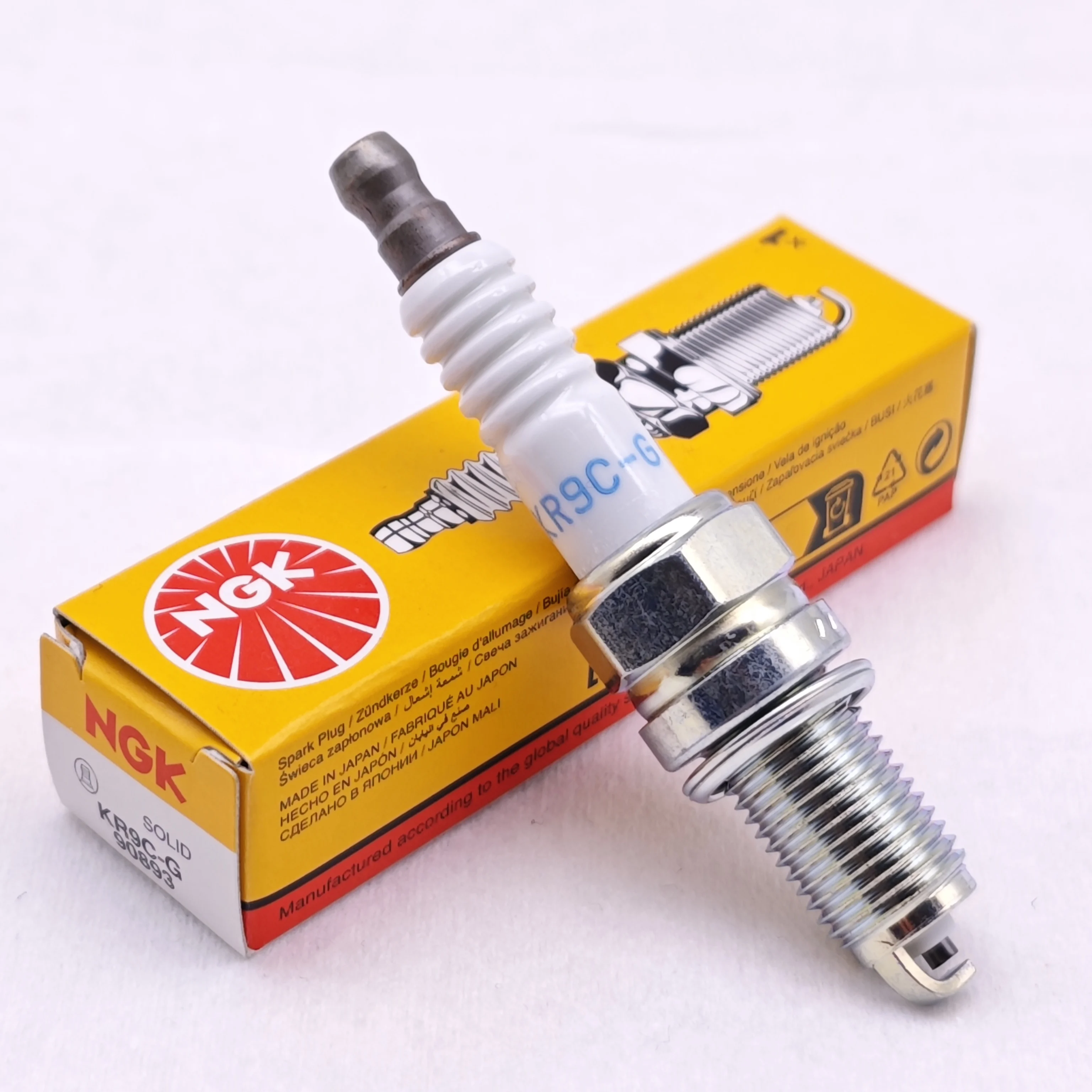 

1pcs Original NGK Spark Plug KR9C-G 90893