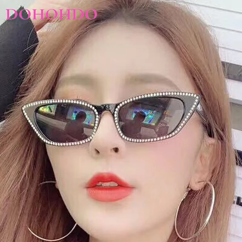 

DOHOHDO Cat Eye Women Sunglasses With Rhinestones New In Fashion Outdoor Shades Trendy Stylish Vintage Brand Design Sun Glasses