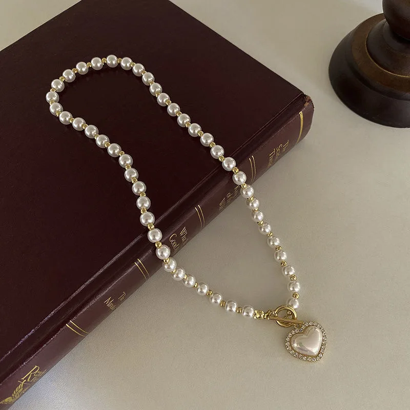 Elegant Pearl Necklace For Women Heart Pendant Necklaces Luxury Imitation Pearls Chain Necklaces Korean Jewelry Girls Gifts