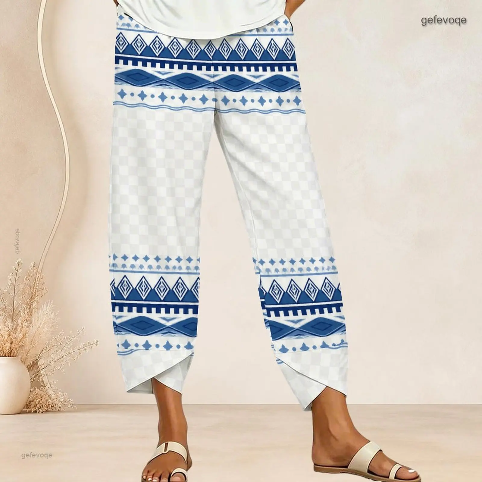 Women Blue White Geometric Check Printed Loose Cross Hem Cropped Pants