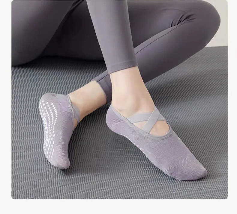 8 쌍 여성용 미끄럼 방지 요가 양말 보이지 않는 로우 컷 레드 블랙 화이트 그린 옐로우 요가 양말 실내 피트니스 및 체육관 운동용