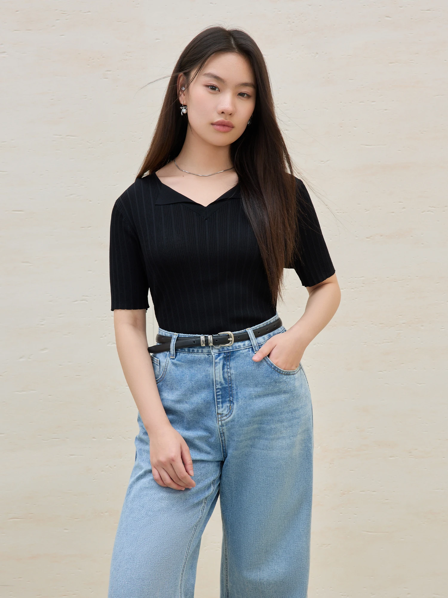 DUSHU, Top de punto de manga corta acanalado con cuello en V para mujer de talla grande para verano 2025, recién llegado, estilo Simple para talla grande 25DS82184