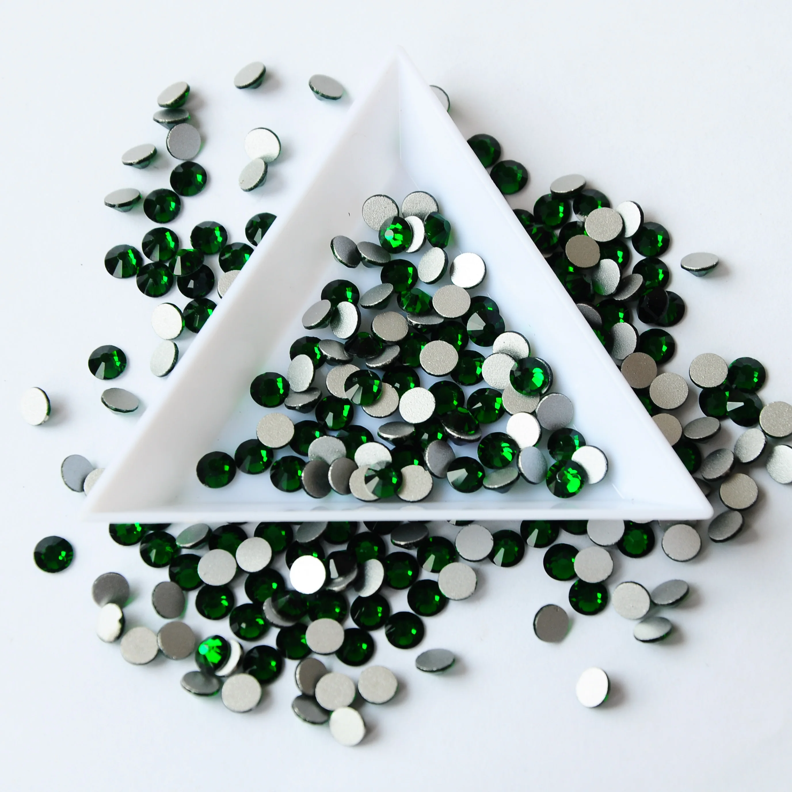 All Sizes 4A Emerald Green Nail Art Rhinestones Flatback Non HotFix Rhinestone Crystal Strass For Garment Nails Decoration