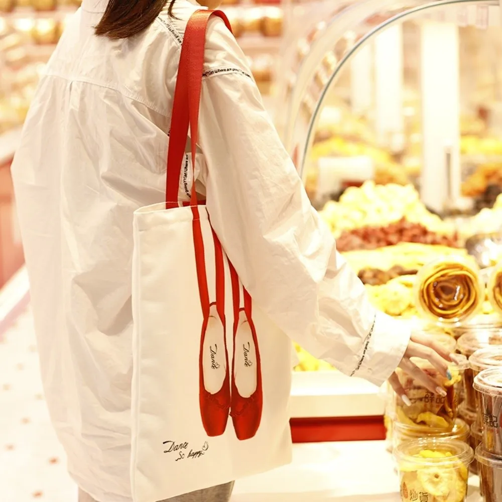 

Portable Canvas Ballet Shoulder Bag Sweet Large Capacity Toe Shoes Drawstring Bag Korean Style Casual Mini Bag Pendant Travel