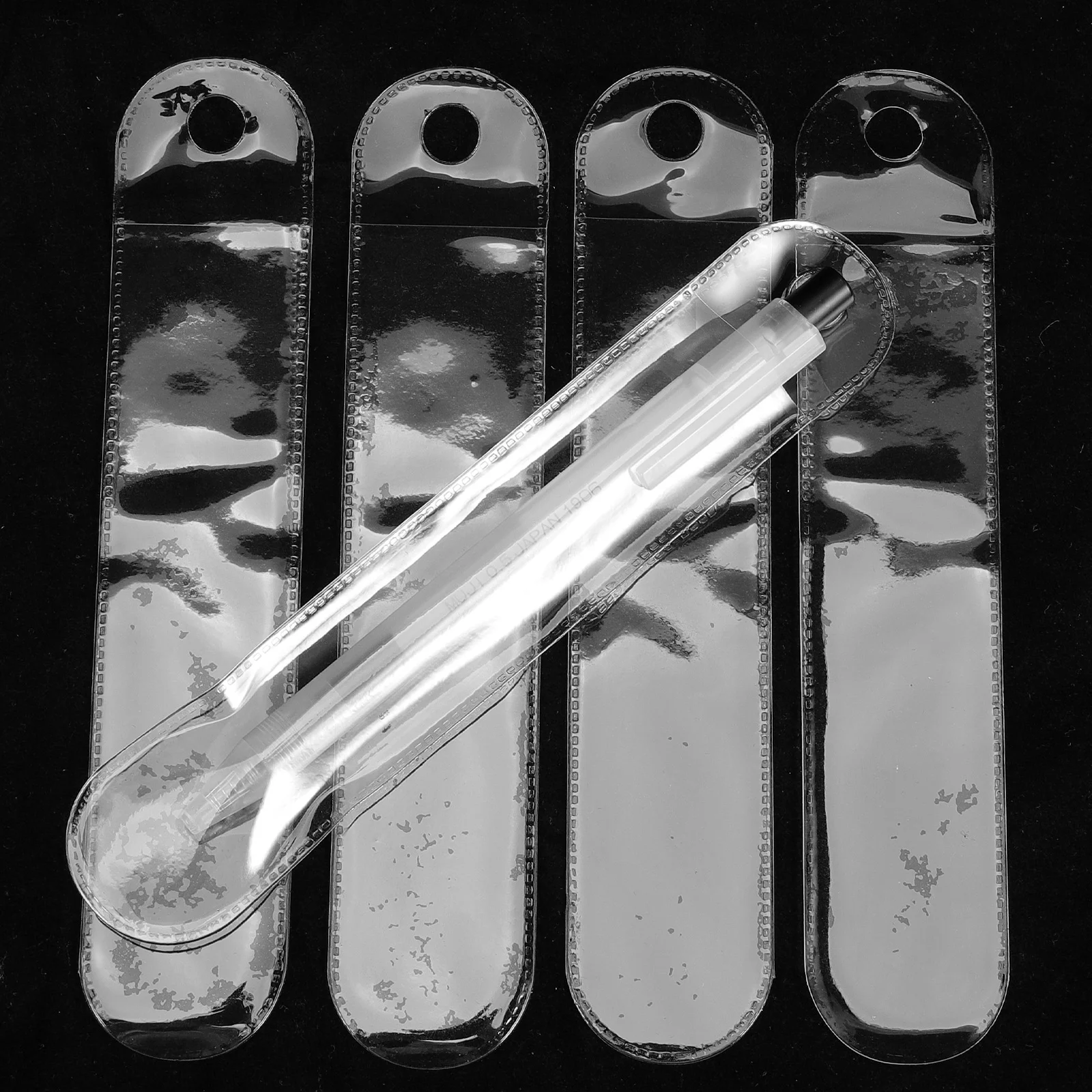 50 ชิ้นปากกาลูกลื่นกระเป๋าตะกั่วดินสอลิ้นชักแบ่งพลาสติก Erasable ป้องกันกระเป๋า