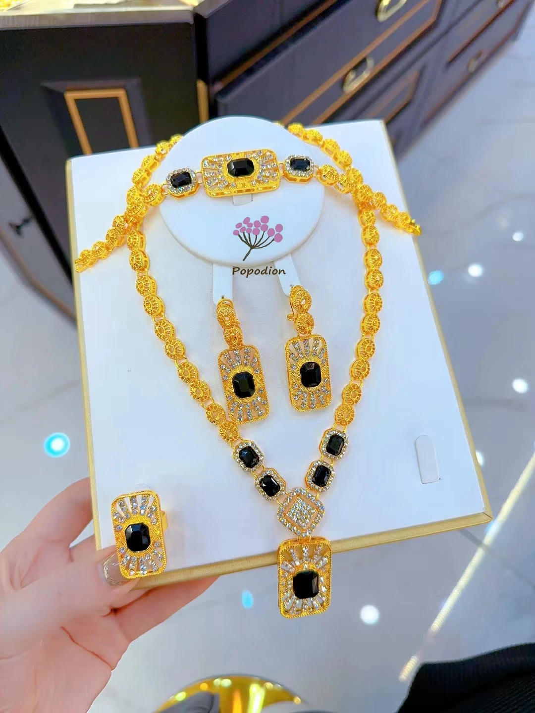 

New Dubai 24K Gold Plated Necklace Earrings Bracelet Women's Ring Wedding Party Jewelry Set Popodion YY10456