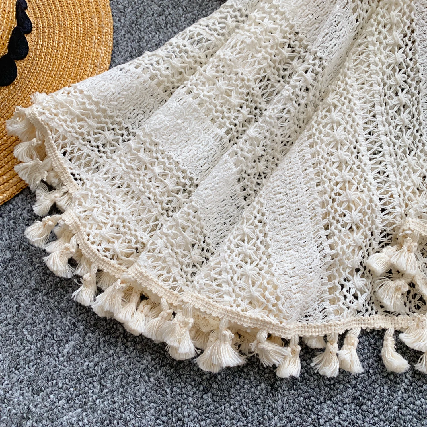 2025 Spring And Autumn Holiday Style Cape Coat Women's Bohemian Retro Beach Cover-up Hollow Knitted Tassel Top
