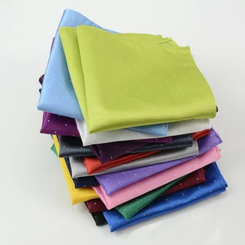 Koreanische glänzende Punkte kleines quadratisches Quadrat für Männer Polyester weiß Taschentuch Hochzeits feier Anzug Zubehör Pailletten Brust Taschentuch