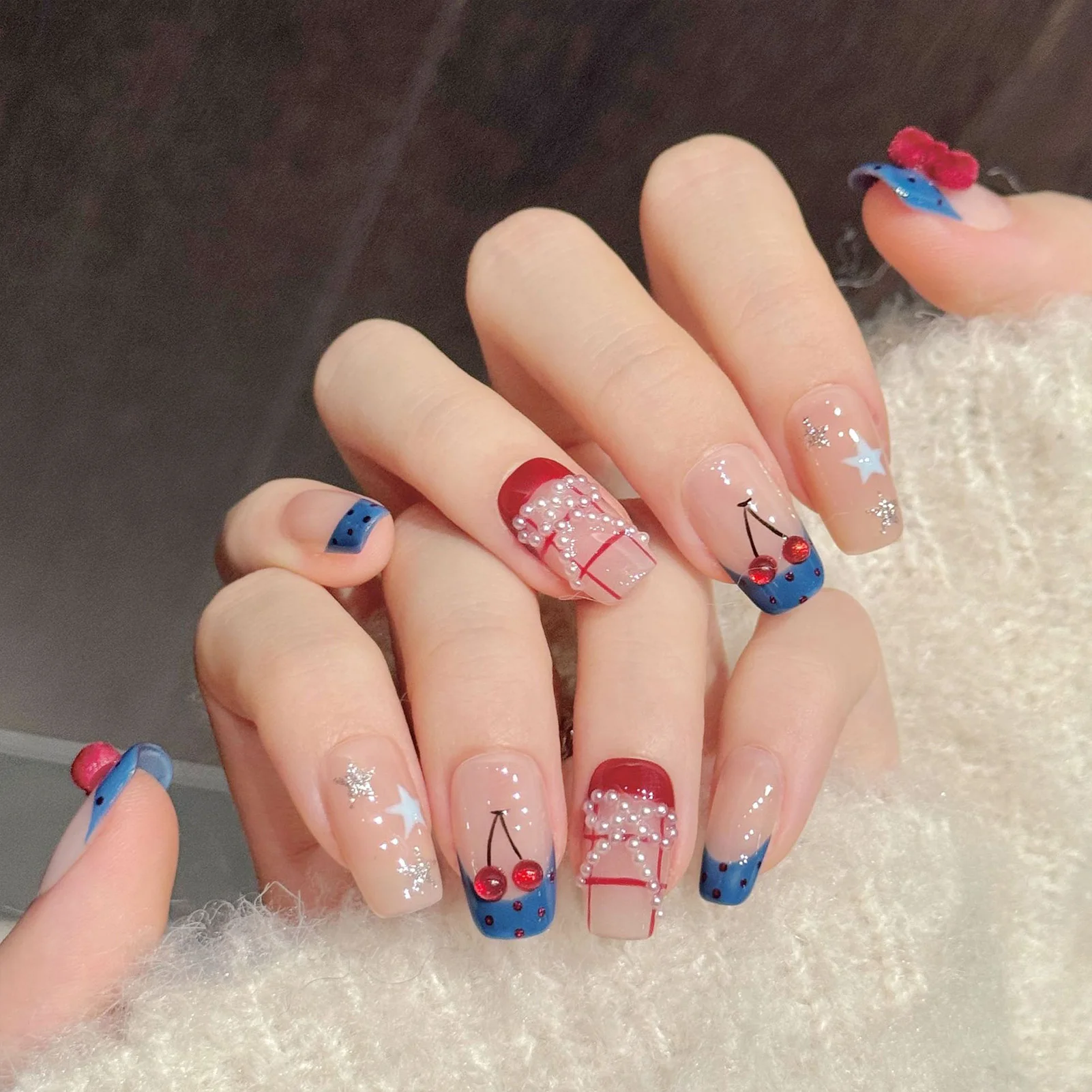 Handmade Contrast Color French Press On Nails Cherry Pearl Decor False Nails Fashion Party Korean Style Manicure Art Wearable