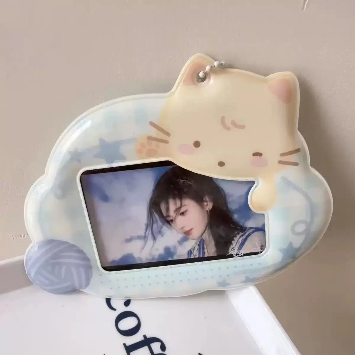 1-2pcs INS Korean Strawberry K-Pop Star Photo Card Holder Keychain Pendant 3inch Idol Photo Storage Case Protection Cover image 6