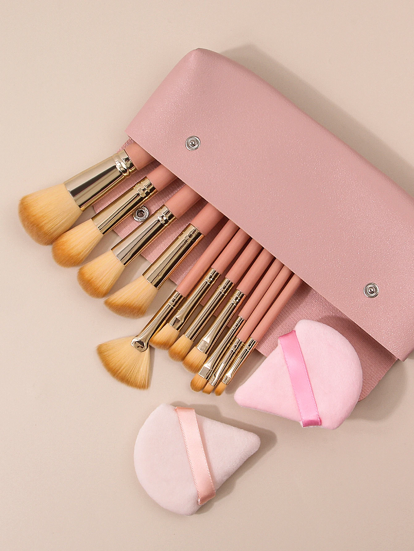 14 قطعة من فرشاة البودرة السائبة، مجموعة فرشاة أحمر الخدود وفرشاة مكياج الوجه، منتفخة مسحوق مثلثة غير لاصقة، حقيبة تخزين محمولة #3