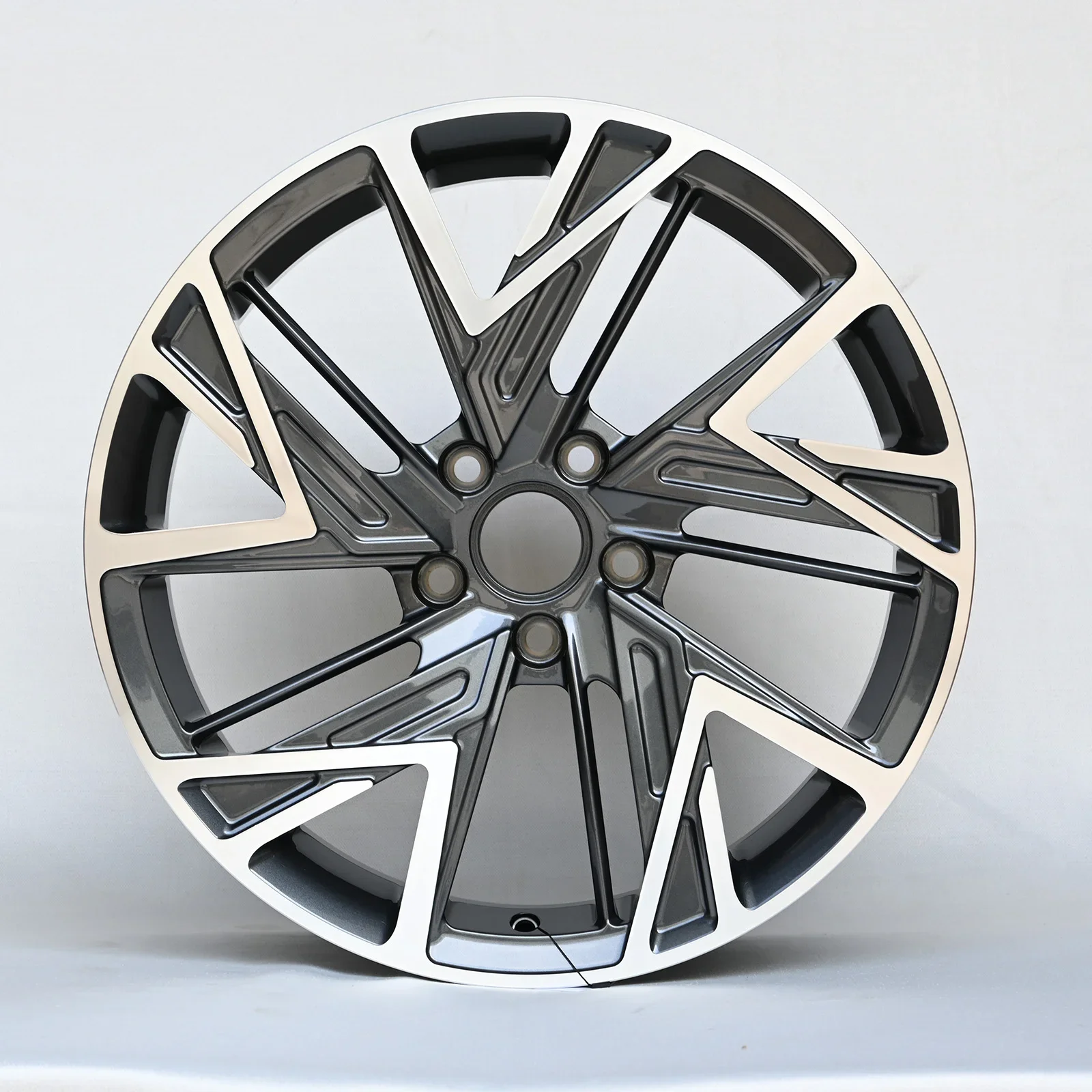 

Wheel Hub Car Parts Made in China Good Supplier