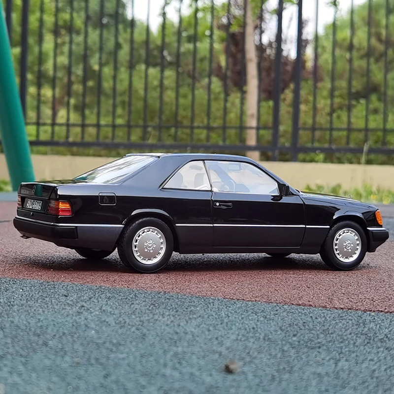 NOREV 1:18 FOR BENZ 300 CE-24 Coupe 1990 alloy car model vintage car collection gift for friends and family