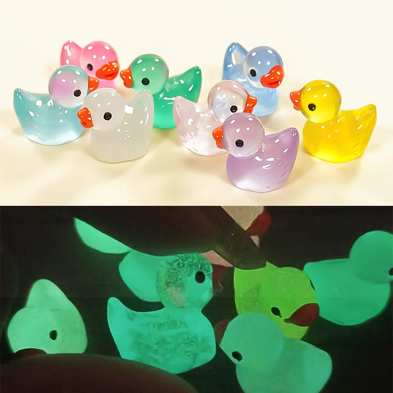 10/30/50pcs Glow-in-the-Dark Mini Duckling with Moss Micro Landscape Luminous Resin Colorful Duckling Micro Landscape Decoration