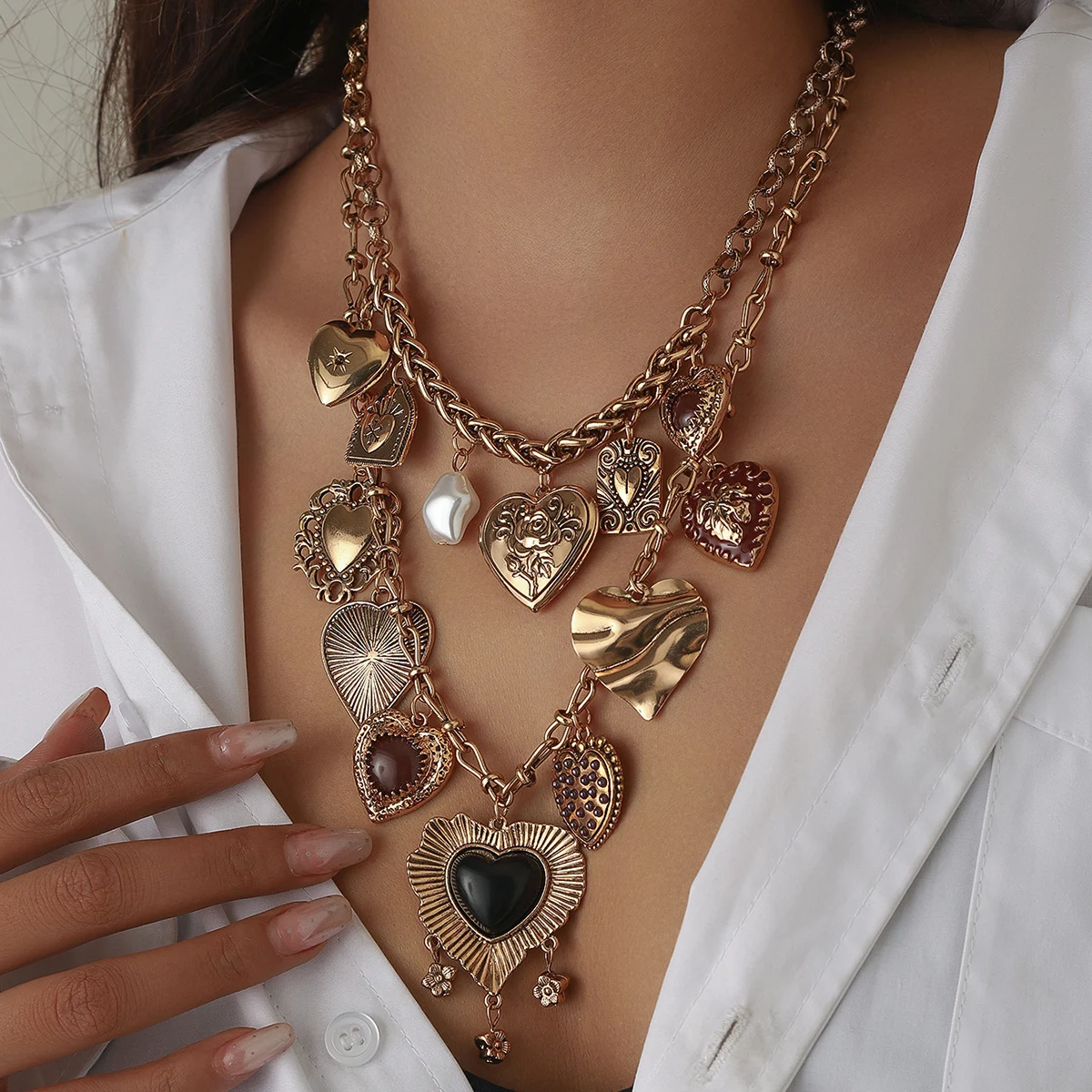 Fashion Punk Metal Heart Pendant Necklaces for Women Vintage Double Layered Choker Chain Necklaces Luxury Party Jewelry Gifts