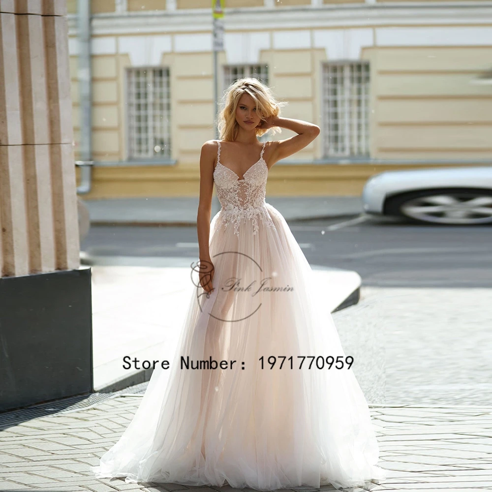 

Spaghetti Straps Wedding Dress For Women Sweetheart Applique Elegant Bridal Gown Classic Zipper Back Court Train Vestido De