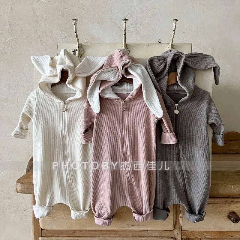 

Комбинезон с капюшоном и кроличьими ушками для маленьких мальчиков и девочек, хлопковая свободная одежда для новорожденных, От 0 до 24 месяцев, 2026, весенний новый детский комбинезон с длинными рукавами, однотонный