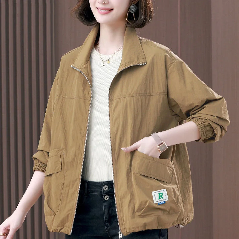 

Plus Size Trench Coat Women Spring Autumn Outerwear Middle-aged Mother New Relaxed Baseball Jacket