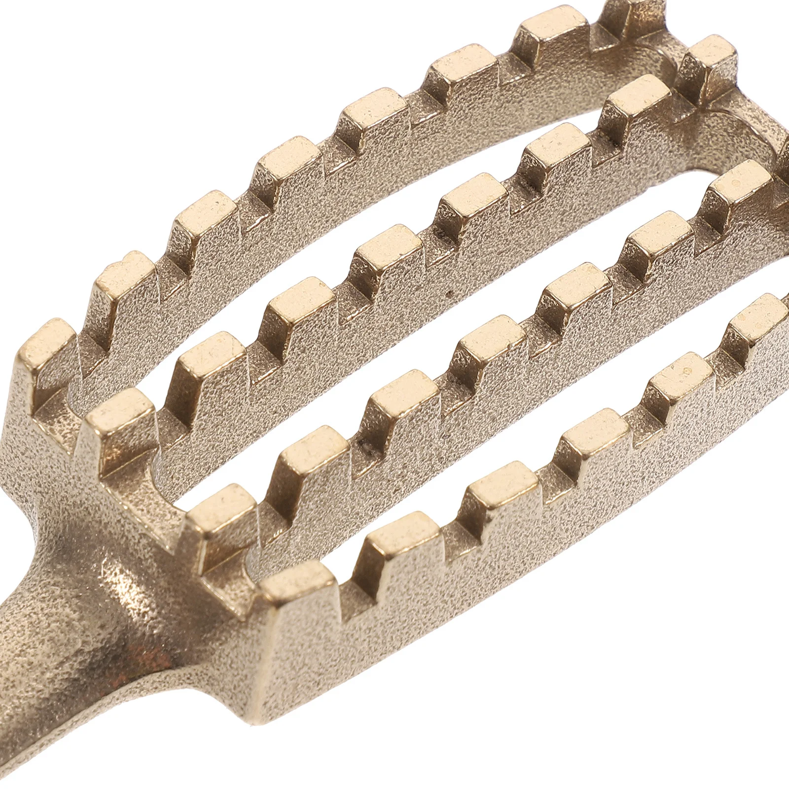 

Fast Cleaning Fish Scaler Japanese Style Brass Scale Remover Tool Seafood Peeler Scraper Gadget Kitchen Fish Cleaner Brush