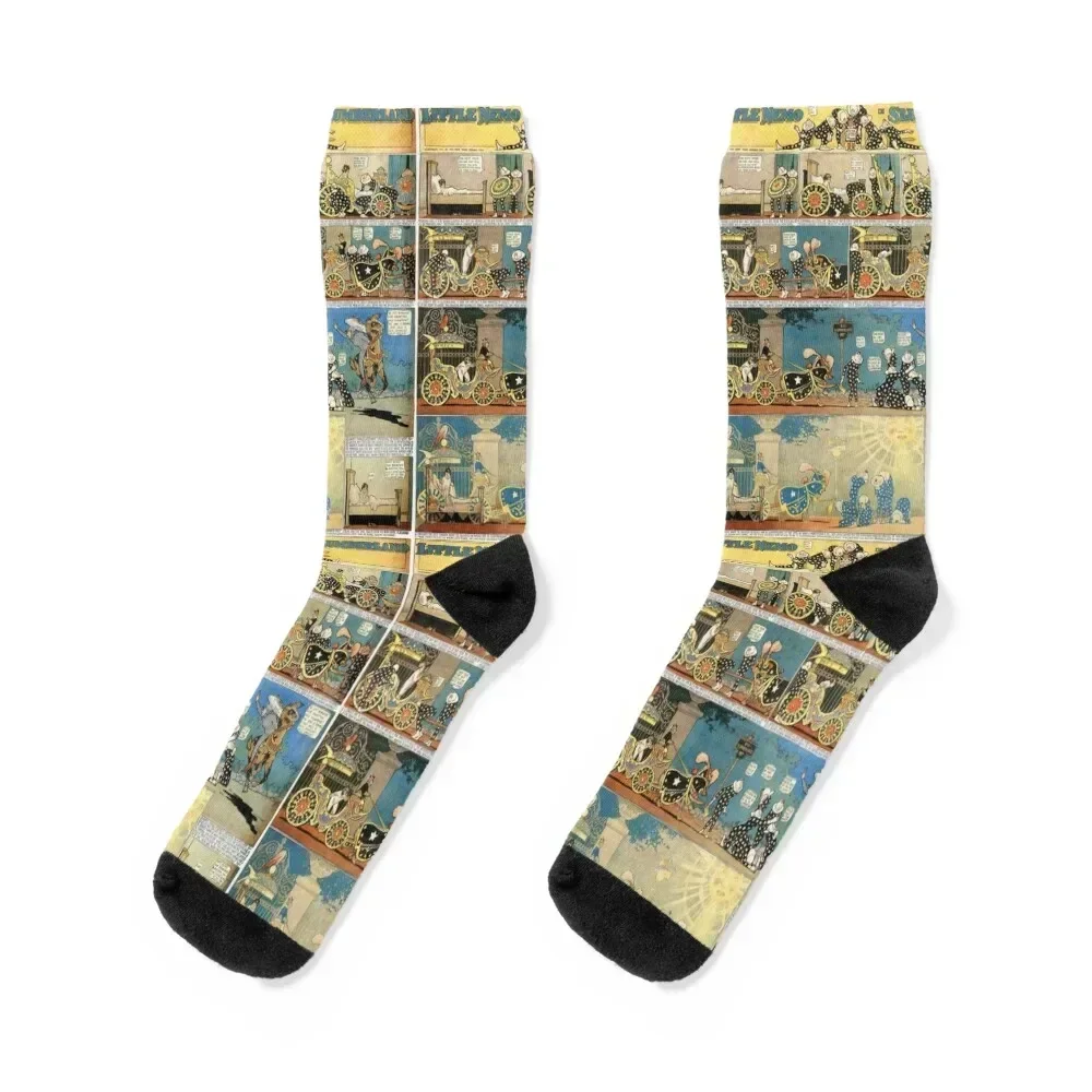 Little Nemo in Slumberland Socks christmas gift Soccer Run Woman Socks Men's