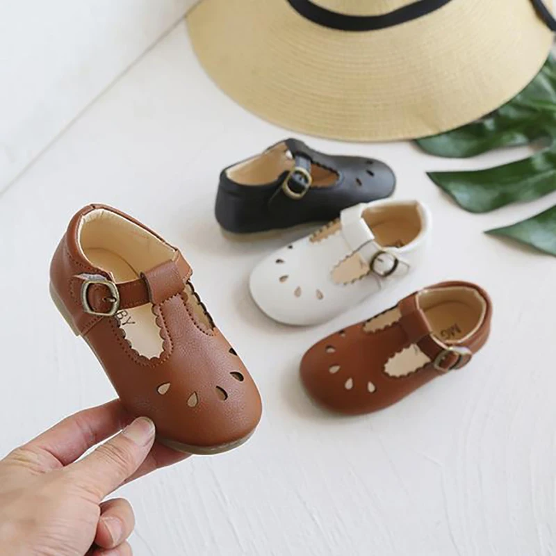 Kids T Strap Leather Shoes Girls Hollow Outs Princess Shoes Breathable British Style Flats Child Baby Toddlers Autumn