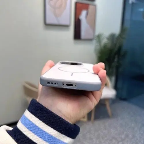 For VIVO IQOO 15 Case New Fashion Skin-Friendly Magnetic Slim Hard Case Drop-Proof Cover For IQOO 15 Shockproof Funda