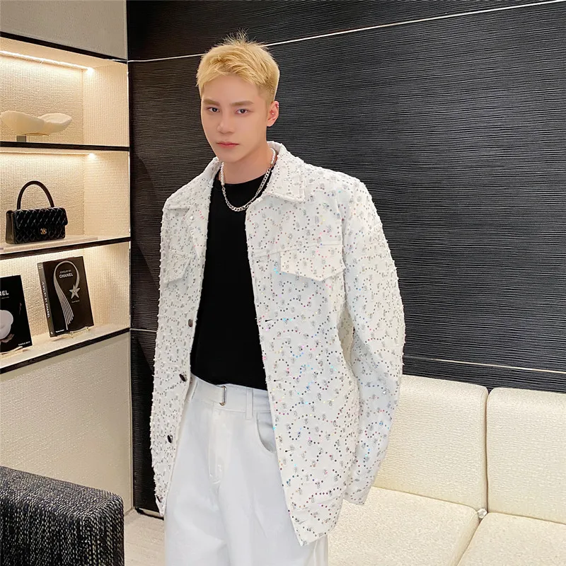 

Весна 2024, мужская верхняя одежда из джинсового ткани с вышивкой и пайетками, модный свободный крой, длинный воротник све, одна пуговица