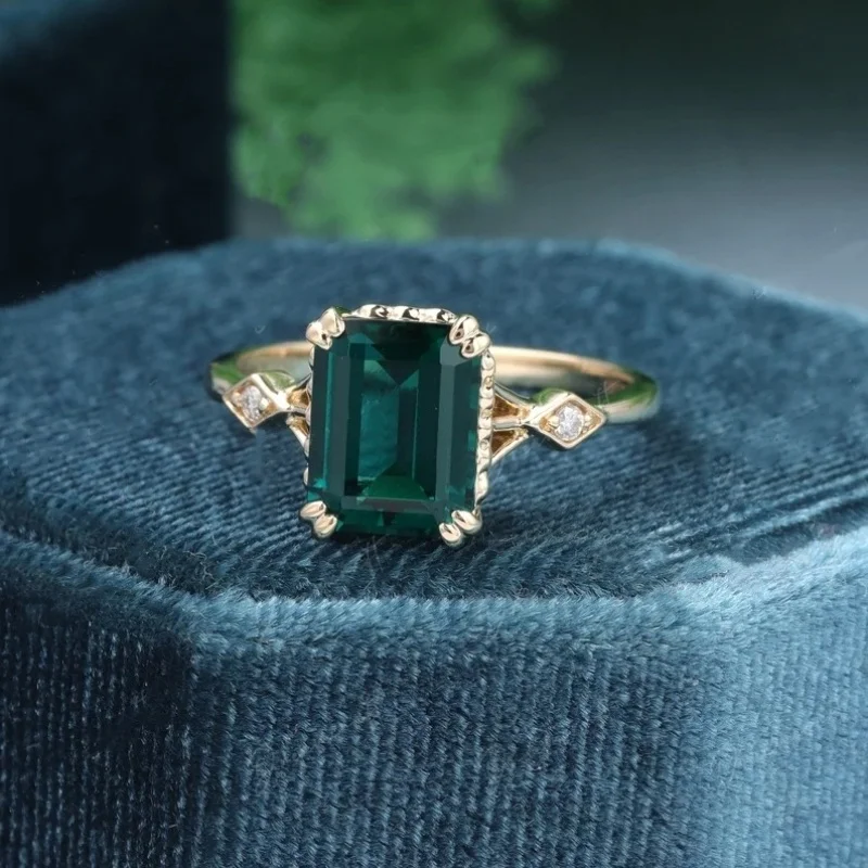 A square design ring, suitable for engagement, marriage and daily life, a universal accessory for all seasons - no box