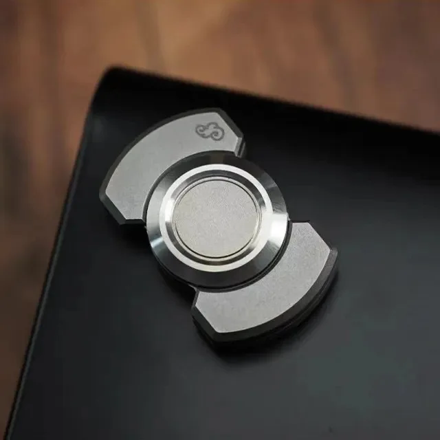 Metal Magnetic Slider Gyroscope Deformation Hand Spinning Card Mini EDC Decompression Adult Fidget Toy Anti Anxiety