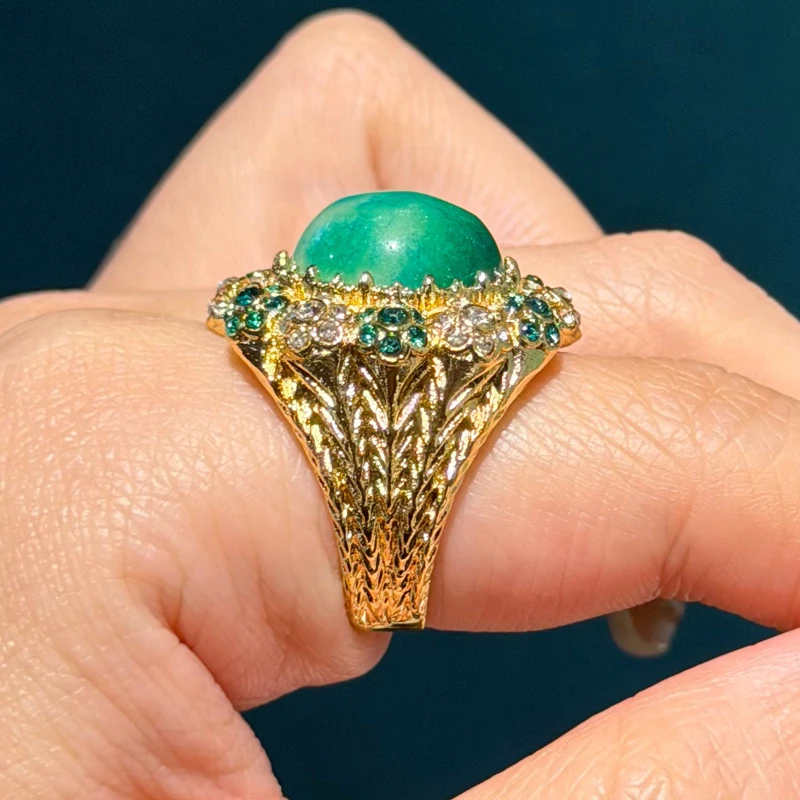 Vintage Flower Rhinestone Green Ring Jade Gold Color Quality Luxury Designer Gifts Jewelry Trends 2025 Woman Wedding Christmas