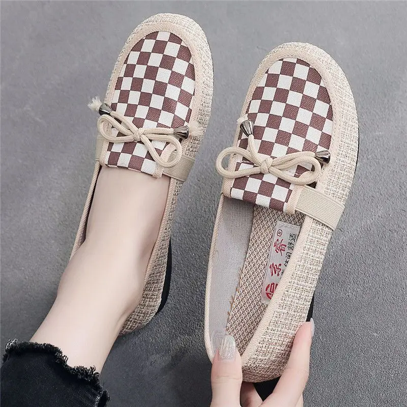 Płaskie płócienne obuwie damskie dla kobiet Loafers Slip On Chic Point Hot And Low Price Urban Cotton Y2k Fashion Casual Offer 39