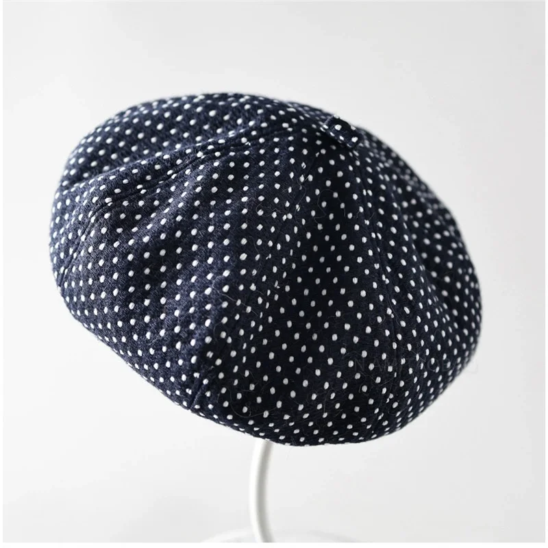 Vintage Polka Dot Cloud-print Octagonal Hat for Women: A Stylish, Minimalist Beret That Goes with Everything