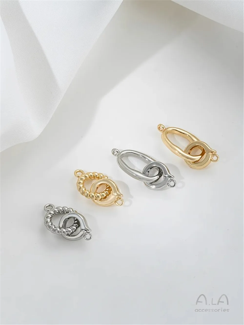 

Mini 14K Gold-Filled Special-Shaped Oval Pearl Buckle, Threaded Round Double Ring Buckle, DIY Jewelry Connecting Buckle