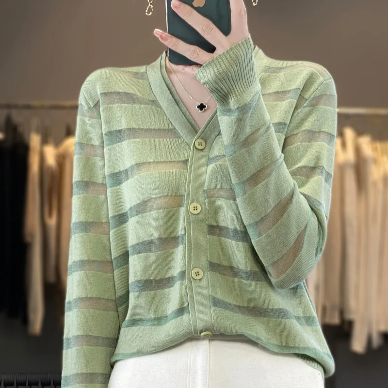 2024 New Spring and Autumn Cashmere Cardigan Women Cashmere Cardigan V-neck Loose Female Solid Color Cashmere Cardigan Women