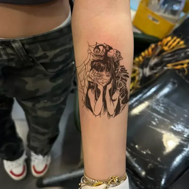 

Kawakami Tomie Anime Temporary Tattoos for Woman Man Herbal Juice Waterproof Fake Tattoo Spider Web Skeleton Body Tatoo Sticker