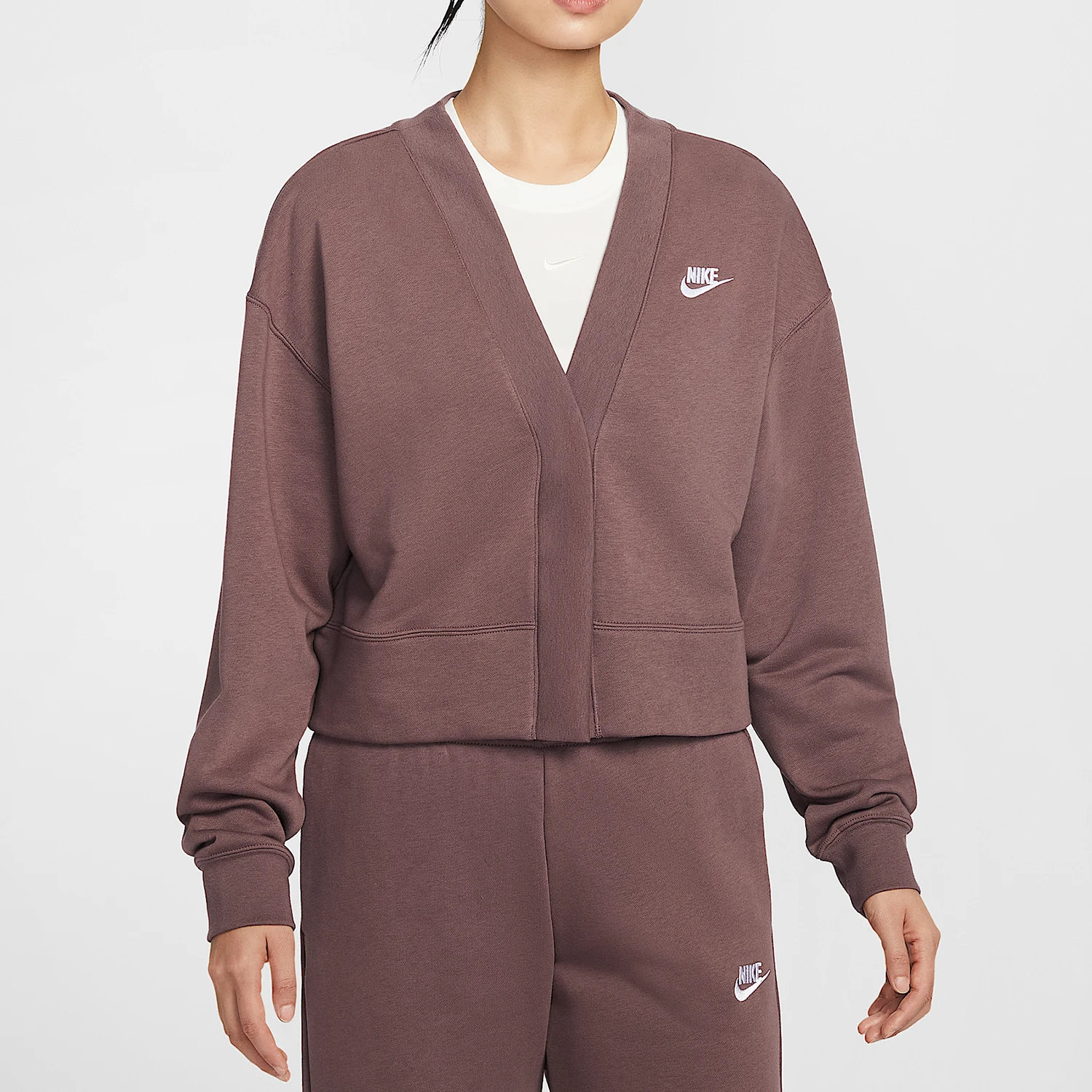 

Оригинальная зимняя женская вязаная куртка Nike с вышивкой и V-образным вырезом, прочная, модель IF5456-502