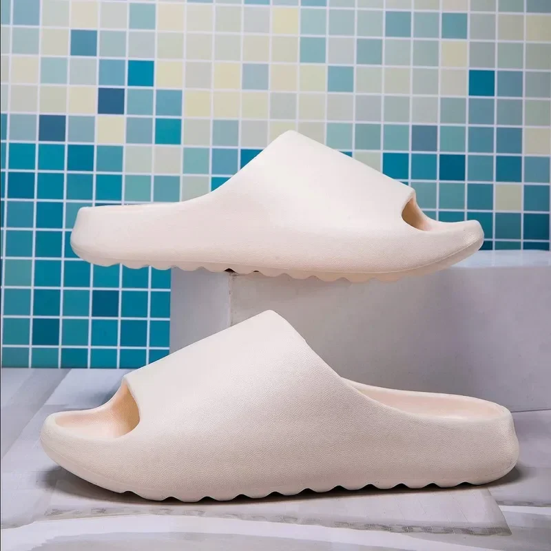 

New Summer Men's Shoes Big Size Non-slip Soft-soled Home Slippers EVA slides Slippers Men Casual Solid Color Minimalist zapatos