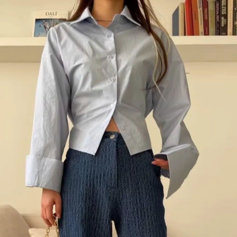 Modna krótka bluzka damska wiązana w pasie, koszula z dekoltem w serek z tyłu, koszule z długim rękawem w stylu koreańskim Y2K, niebieskie koszule wiązane w pasie, dopasowane koszule damskie.